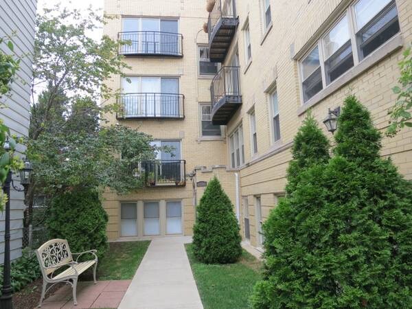 Building Photo - 2834 N Dawson Ave