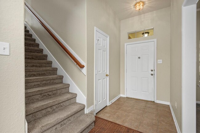 Building Photo - 17919 Rose Hill Park Ln