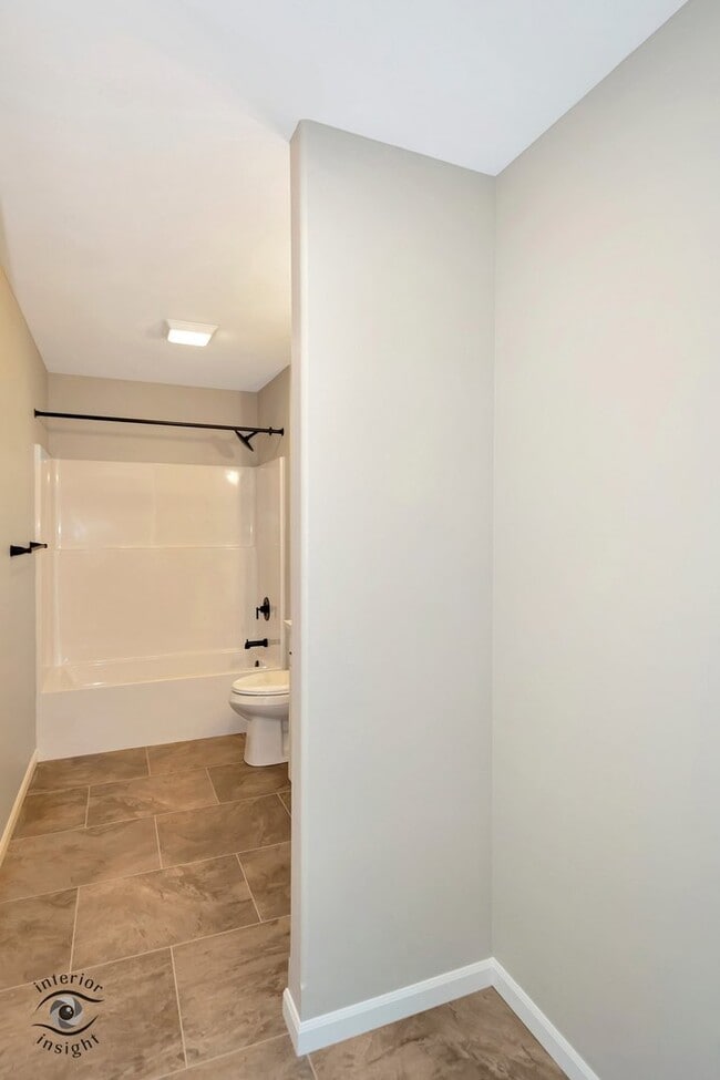 Building Photo - 1317 Sioux Turn