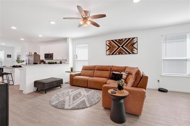 Building Photo - 23823 Escardilla Dr