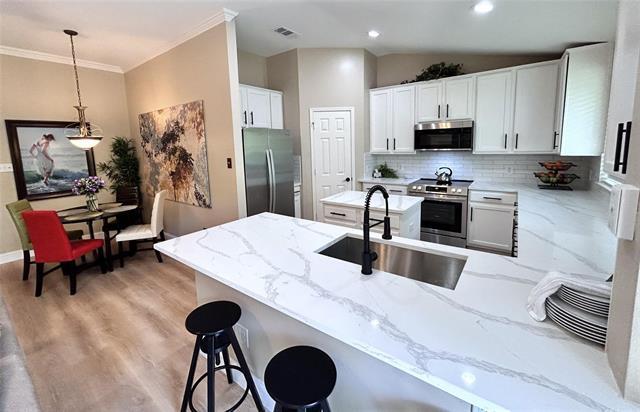 Building Photo - 2036 Signal Ridge Pl