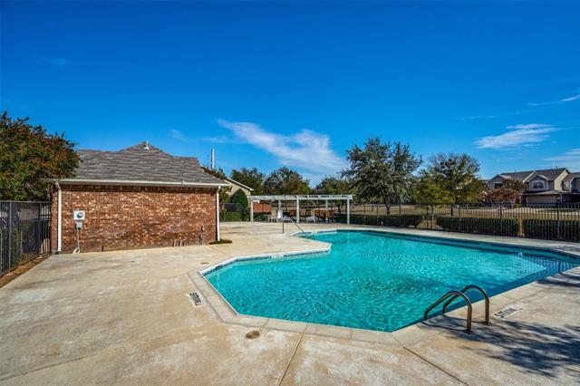 Building Photo - 8600 Brunswick Dr