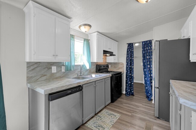 Building Photo - 139 Pegasus Ct