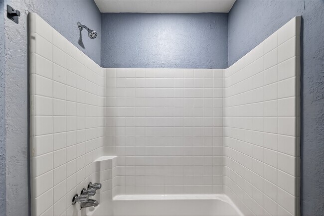 Building Photo - 4727 Arvilla Ln