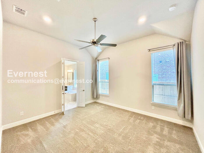 Building Photo - 5478 Bradford Green Trail