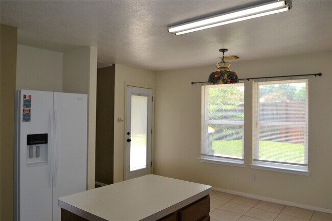 Building Photo - 2818 Russett Pl W