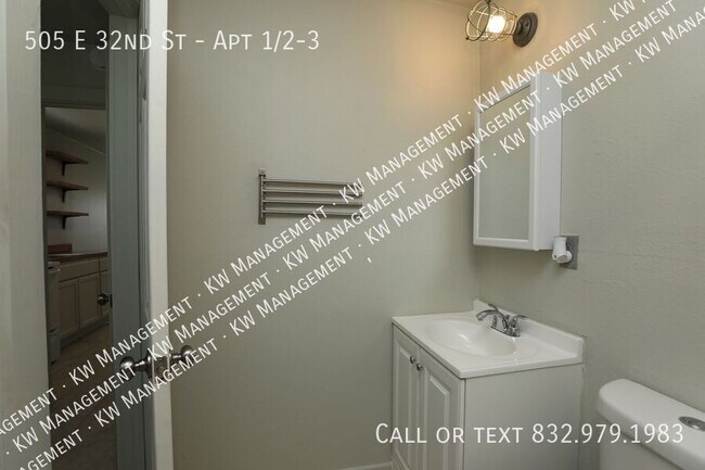 Building Photo - 505 E 32nd St