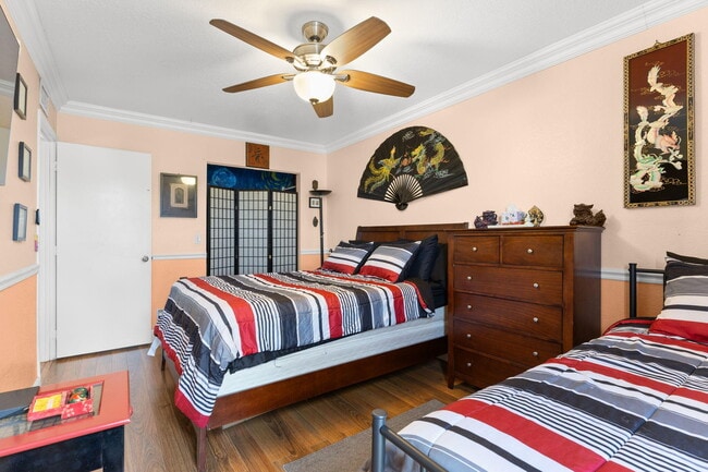 Building Photo - 9119 Limetree Ln