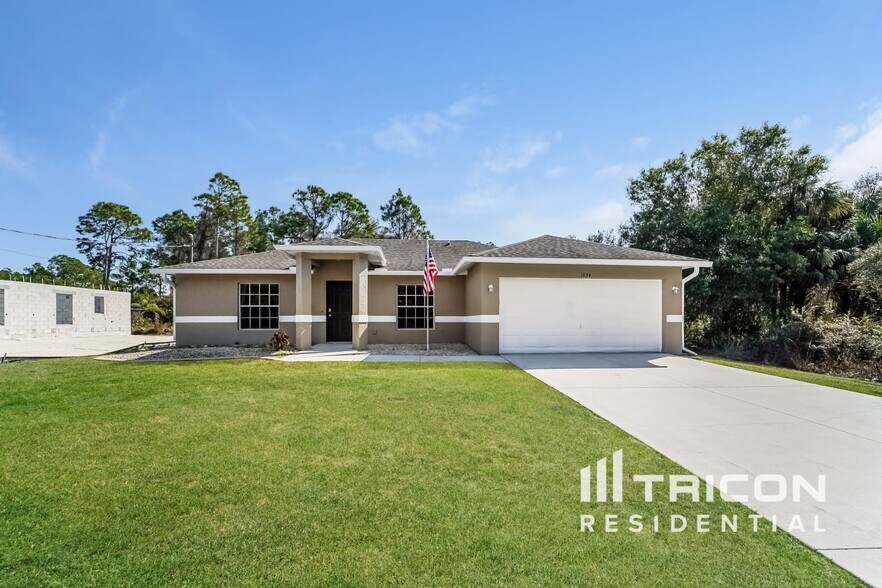 Primary Photo - 1054 Valentine St