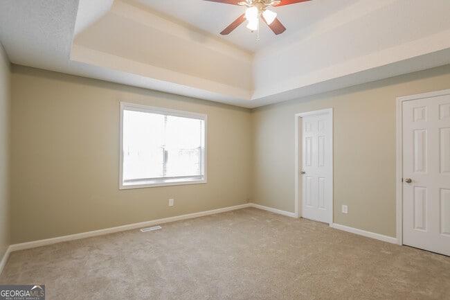 Building Photo - 2353 Loren Falls Ln SW