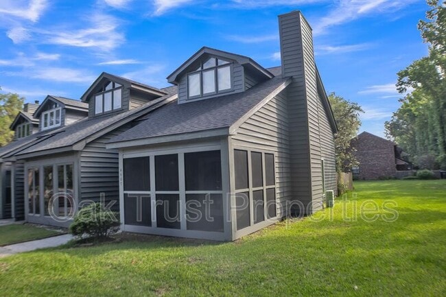 Primary Photo - 4407 Great Oak Dr