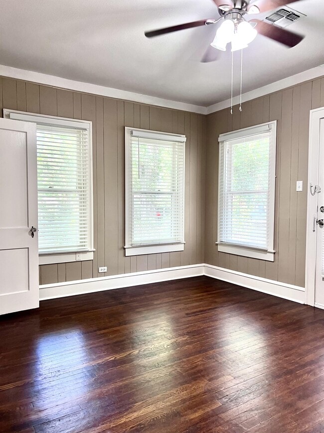 Building Photo - 2808 Morrow Ave