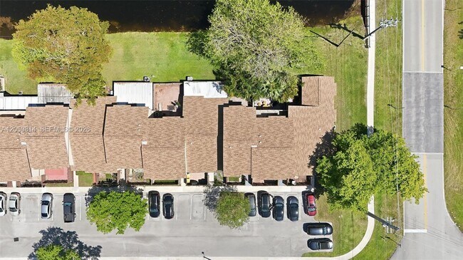 Building Photo - 2950 NW 106th Ave