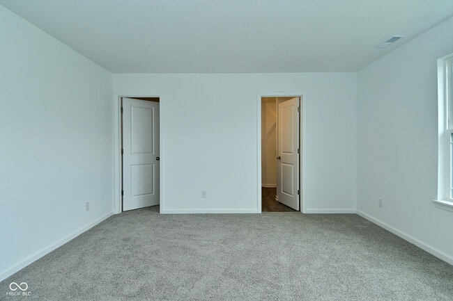 Building Photo - 6296 Wasco Dr