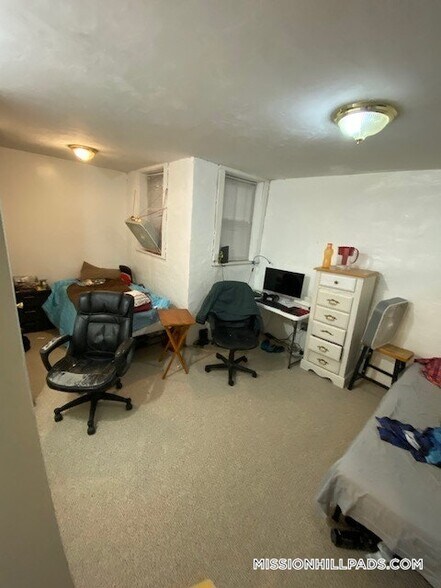 Building Photo - 63 S Huntington Ave