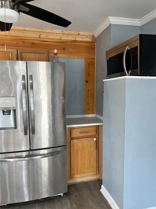 Building Photo - 2635 Royal St