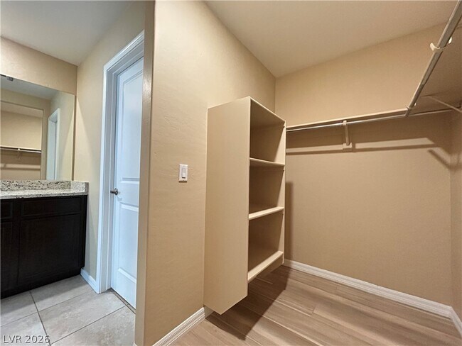 Building Photo - 4325 Harristown Dr