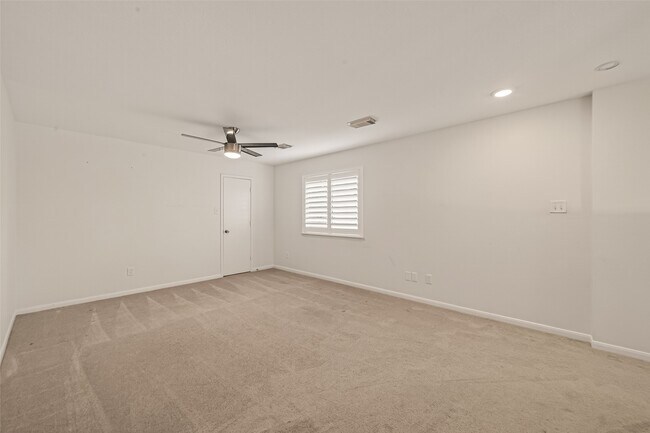 Building Photo - 14227 Cypress Valley Dr