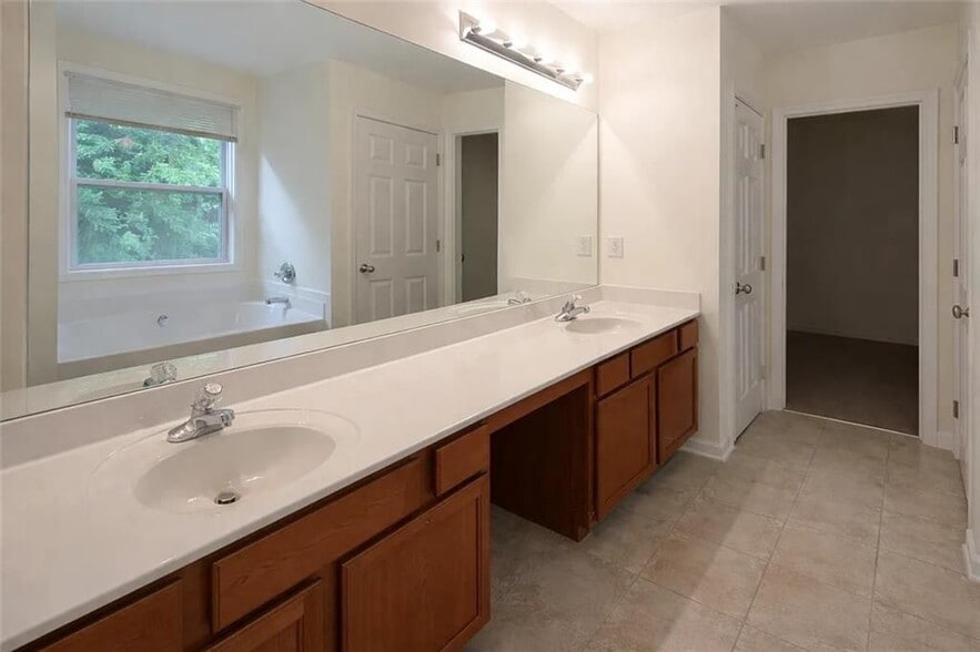 Building Photo - 3426 Big Leaf Ct