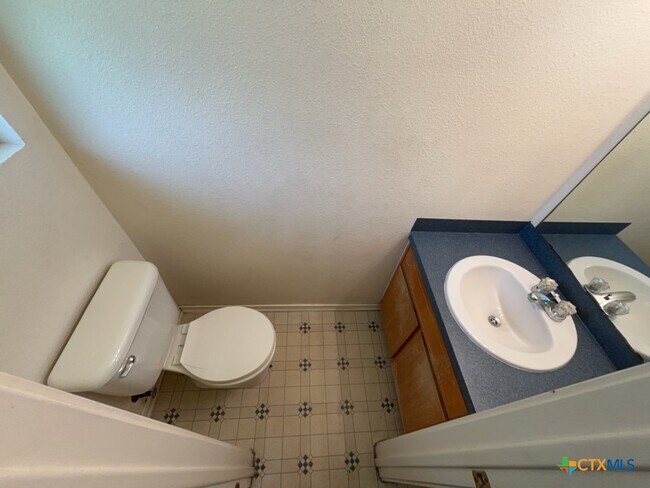 Building Photo - 4401 Mattie Dr