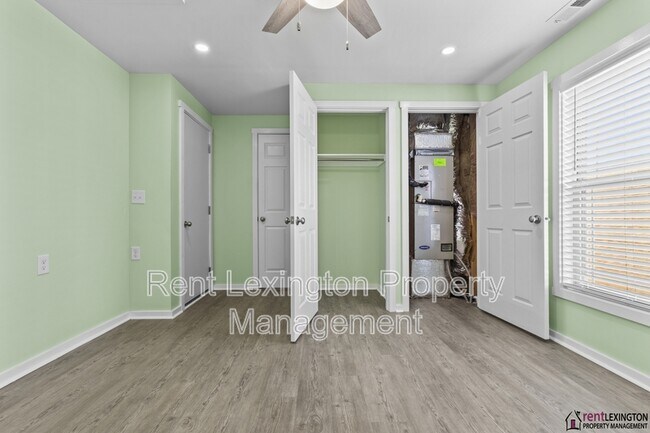 Building Photo - 111 High Hope Ln