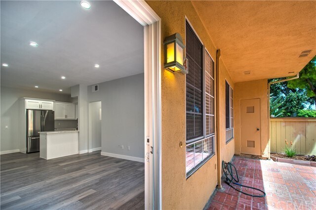 Building Photo - 74 Costero Aisle