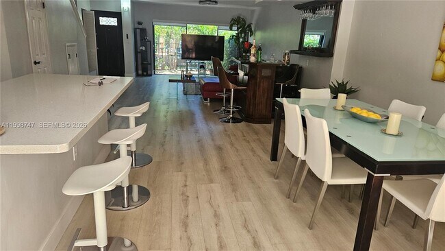 Building Photo - 16446 NE 27th Pl