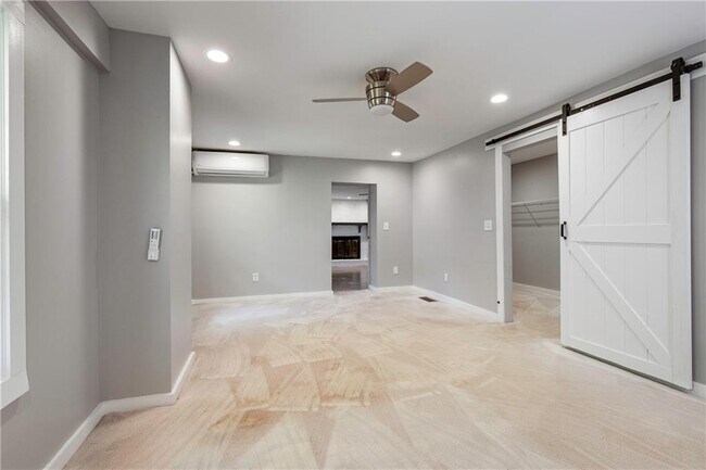 Building Photo - 3207 Bobbie Ln