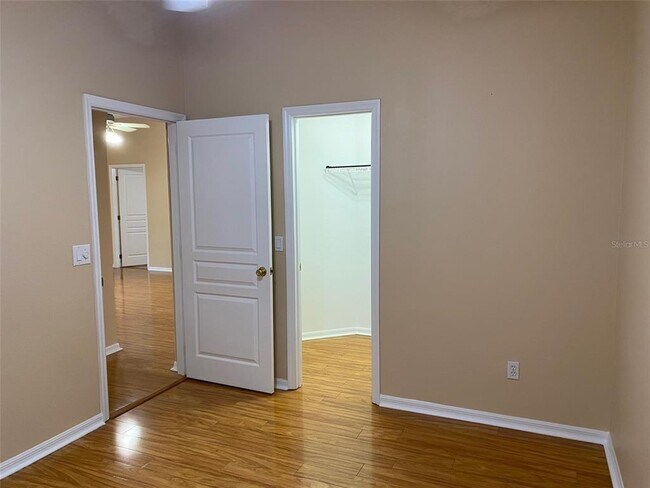 Building Photo - 604 Lakepark Trail