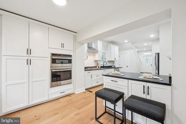 Building Photo - 3722 36th St