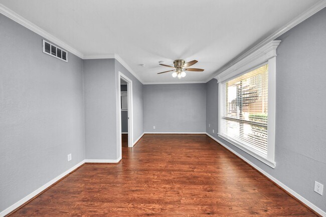 Building Photo - 1529 Wirt Rd