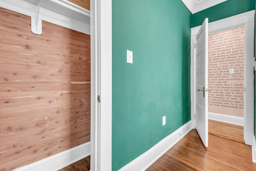 Building Photo - 3 Murray Ave