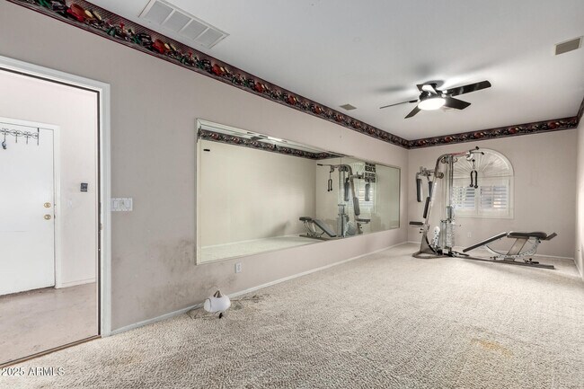 Building Photo - 6401 W Orchid Ln