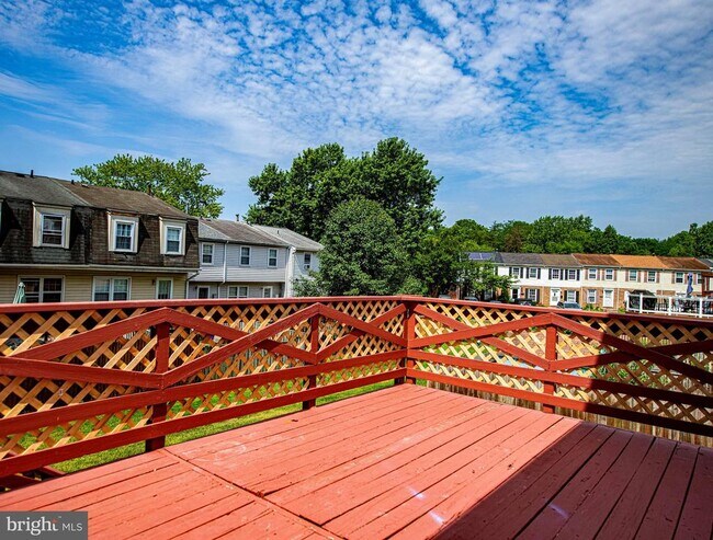 Building Photo - 15 Burnsway Ct