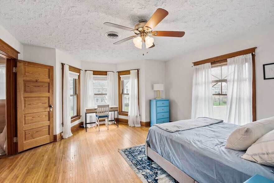 Building Photo - 103 Marquette Ave