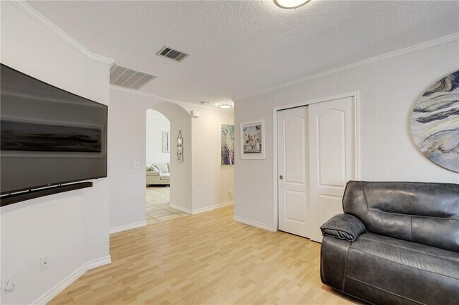 Building Photo - 8905 Colberg Dr