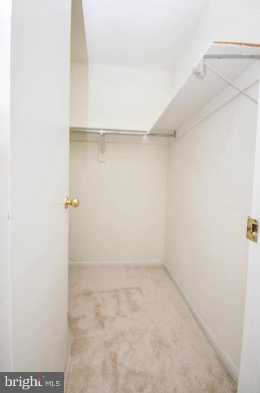 Building Photo - 122 Roberts Ln
