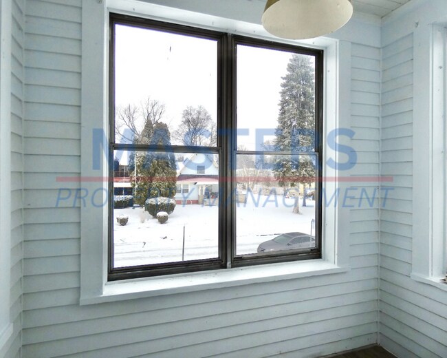 Building Photo - 425 Boston Pl