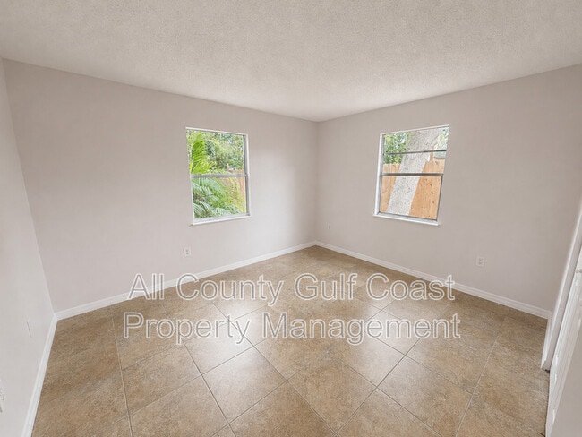 Building Photo - 4222 Olive Ave