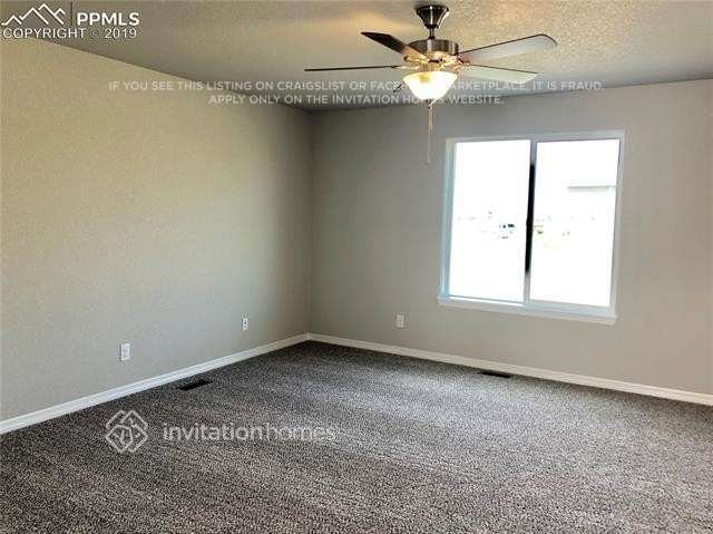 Building Photo - 10865 Nolin Dr