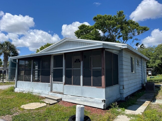 Building Photo - 3731 State Road 60 E