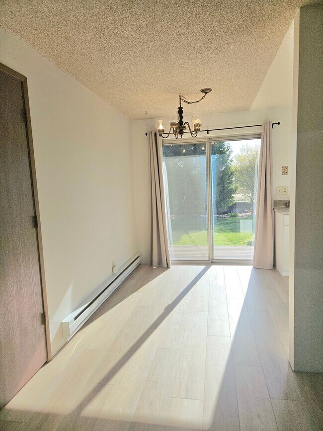 Building Photo - 2bed/1bath Edgewood Duplex*****COMING SOON***