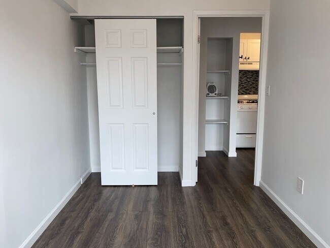 Building Photo - 200 Bowery