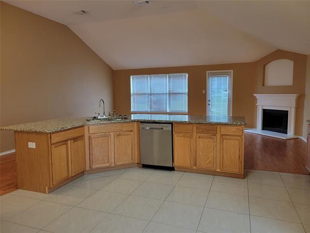 Building Photo - 9220 Nightingale Dr