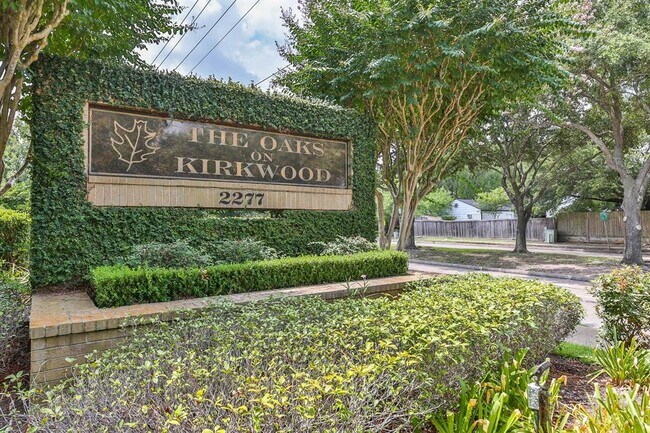Primary Photo - 2277 S Kirkwood Rd