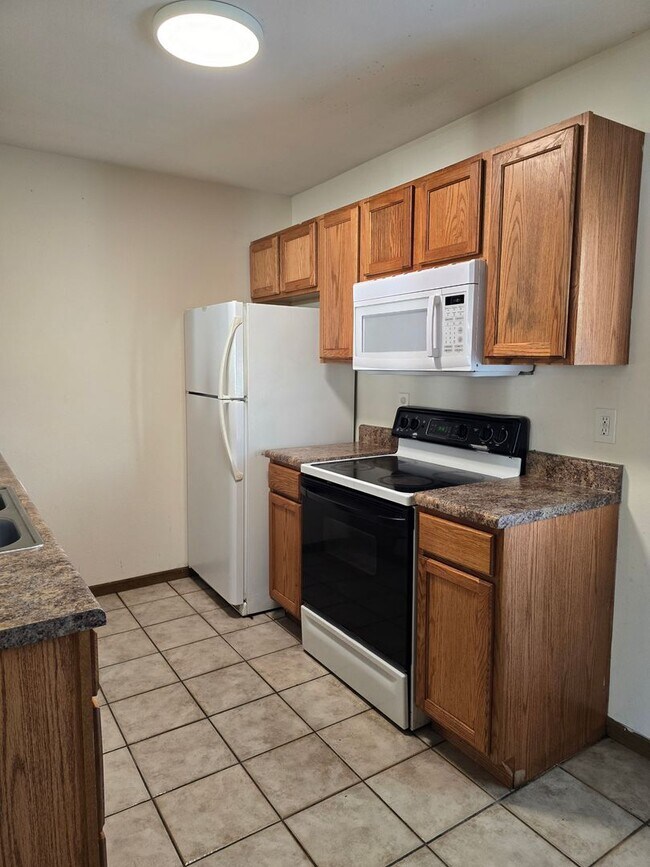 Building Photo - 5713-5715 Canaveral Dr.
