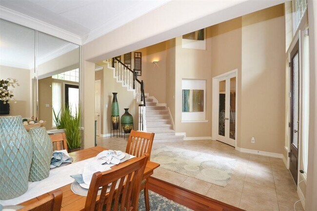 Building Photo - 7902 Silent Forest Dr