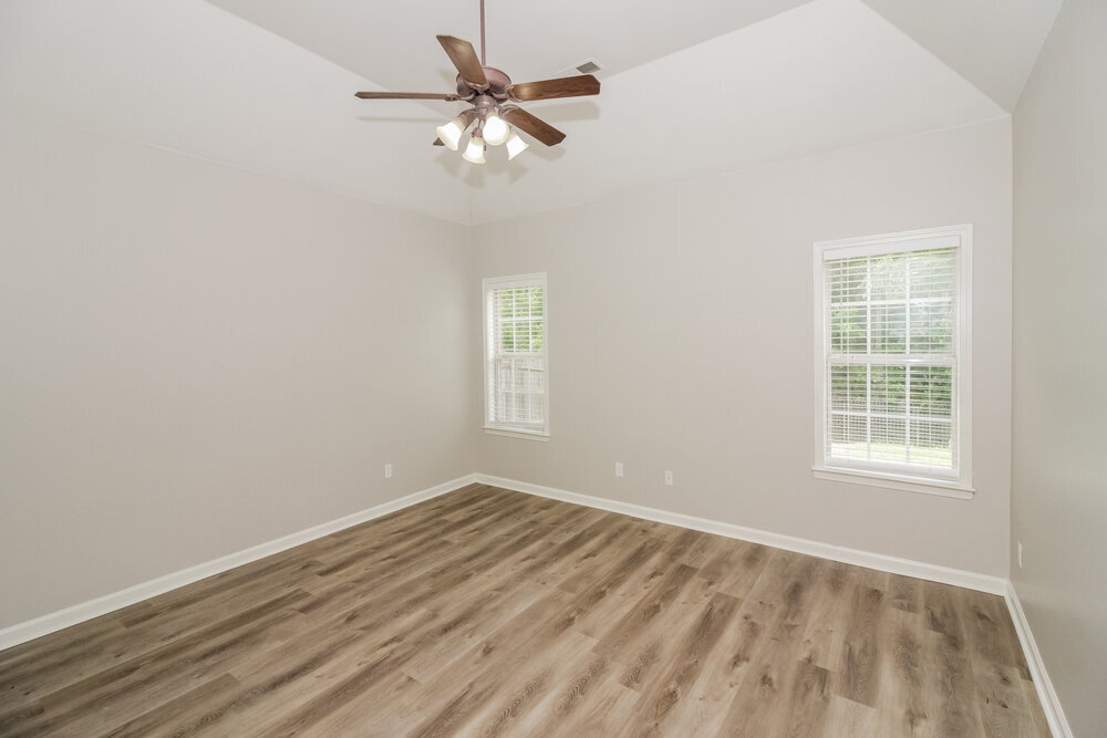 Building Photo - 8168 White Wing Cove W
