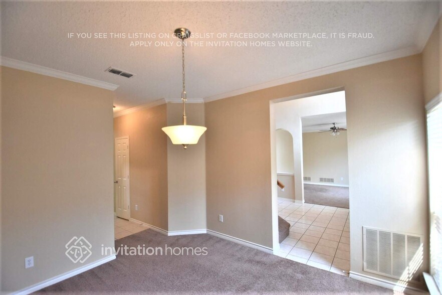 Building Photo - 2908 Olympia Dr