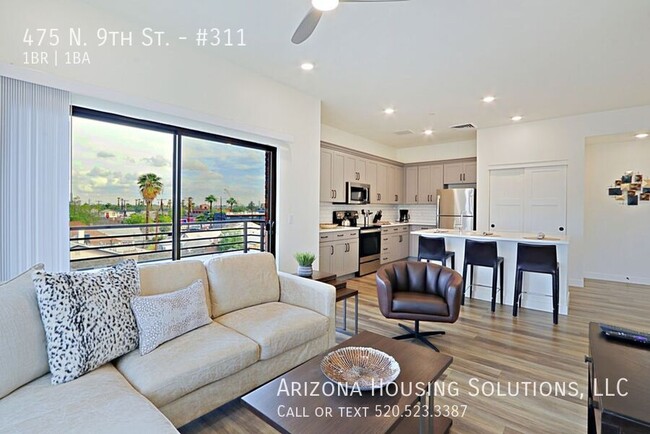 Building Photo - Charming Furnished One Bedroom in Downtown...